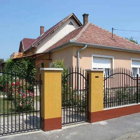 Ferienhaus Holiday In Siofok/balaton 19984